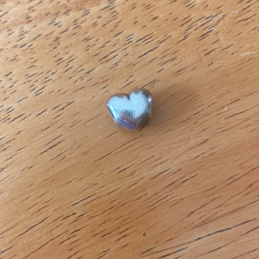 Silver heart Pandora charm